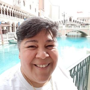 Meet your Posher, Brenda